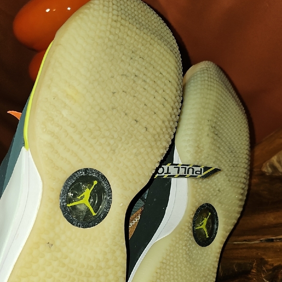 Cactus Jack by Travis Scott Olive and Black Sneakers Size 10 Mens - Picture 13 of 13